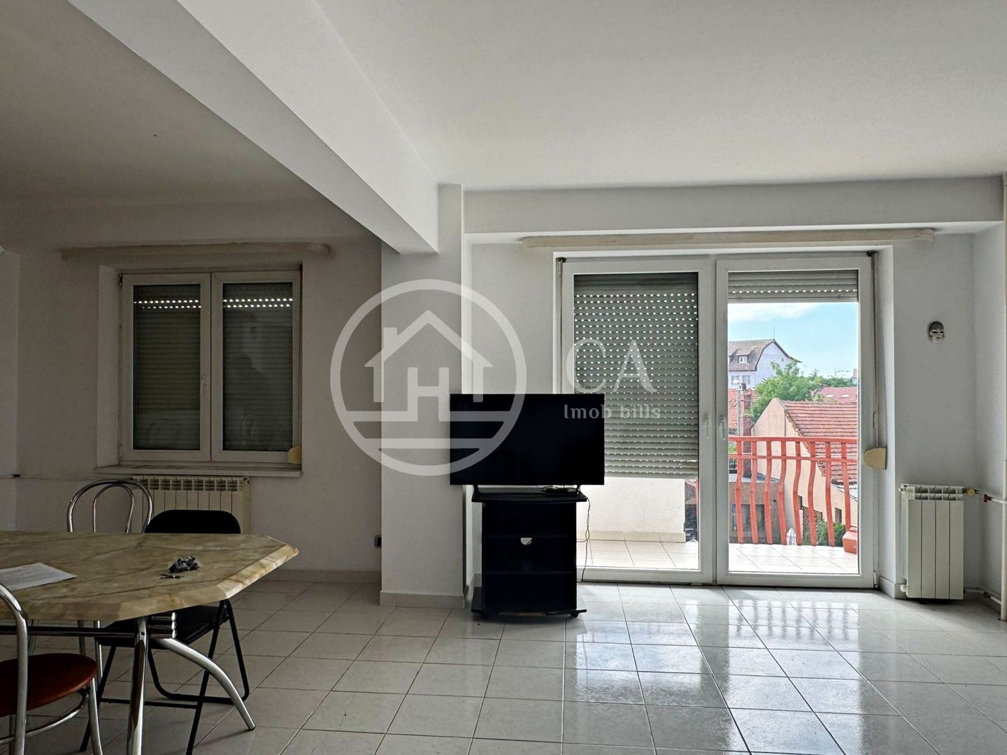 Apartament de închiriat cu 3 camere în Cantemir, Oradea - Poză 2