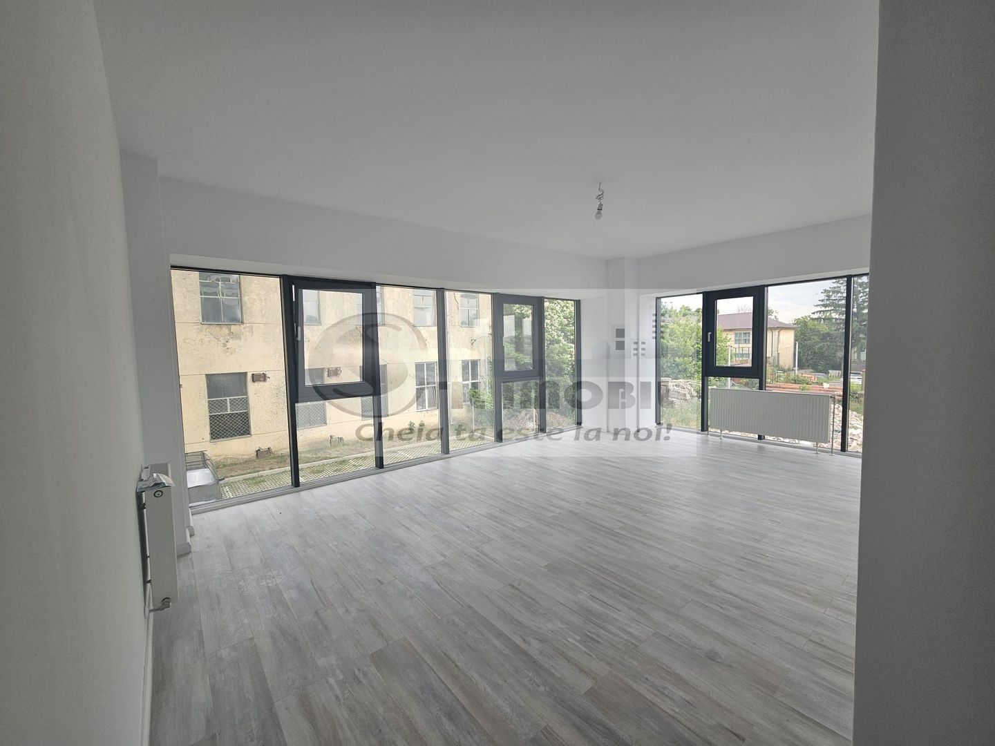 INTABULAT! Apartament cu 2 camere decomandat Central etaj 1 68mp - Poză 1