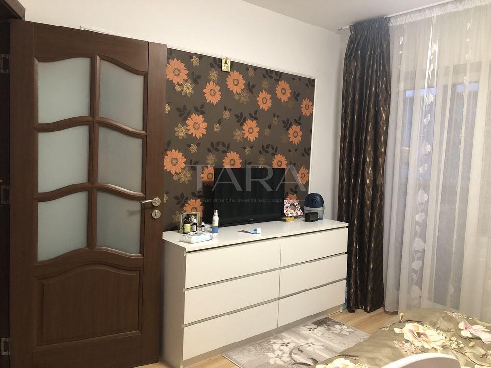 Vand apartament 2 camere zona Urusagului - Poză 8