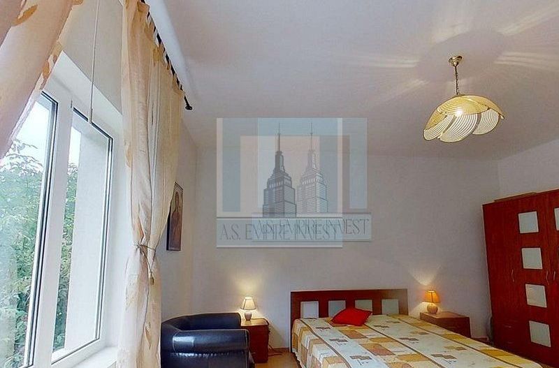 Vilă deosebită cu 6 camere în zona Şchei, Braşov - Poză 18