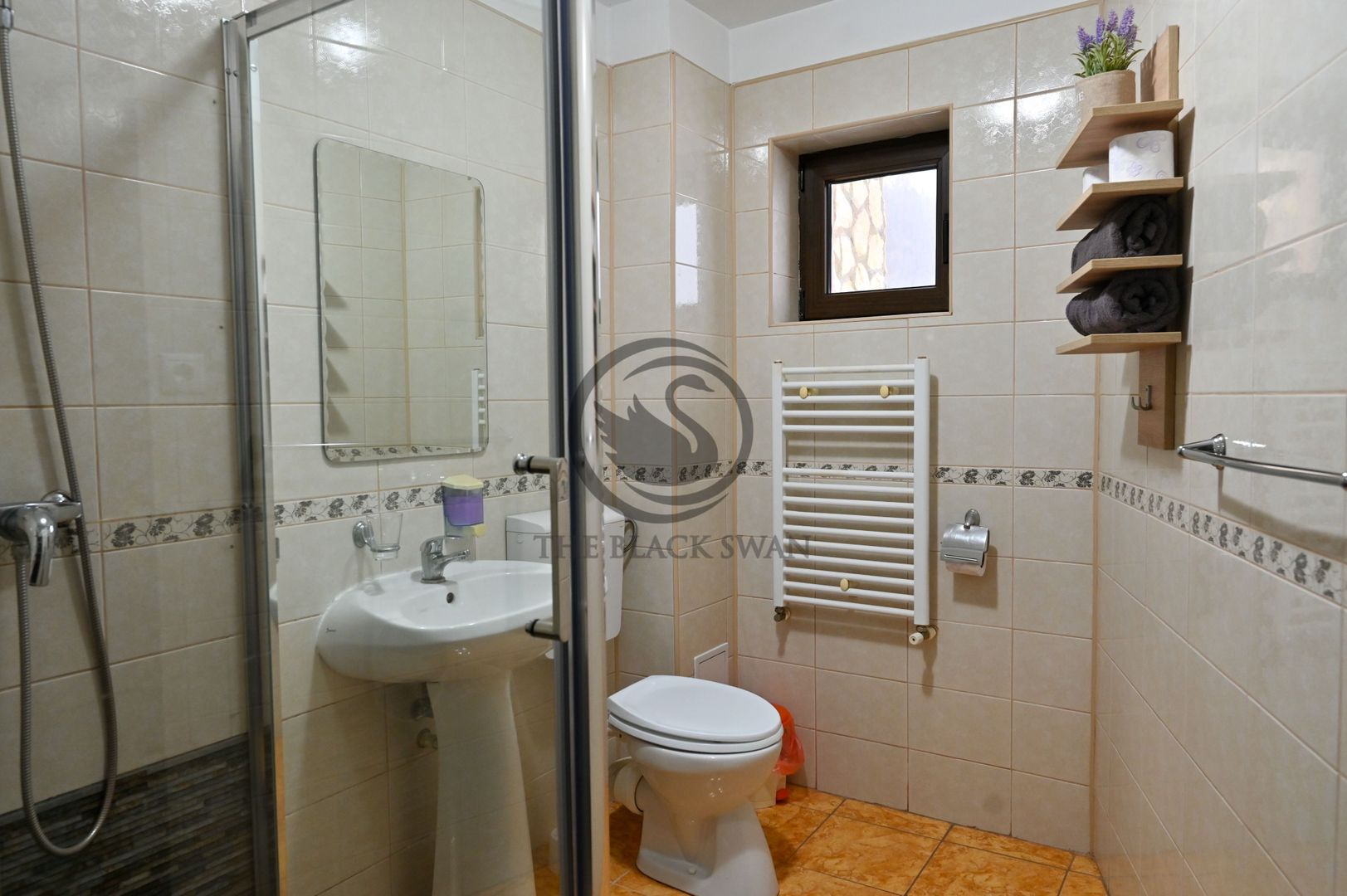Pensiune la cheie de vanzare | 10 camere | Sacele, Brasov |Comision 0% - Poză 31