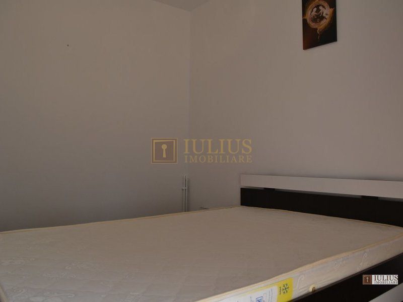 3 camere amenajat modern, cu centrala proprie(Include ctr Anaf). - Poză 7