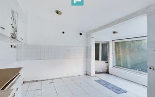 Apartament cu 3 camere în zonă Centrală, Lipova - Poză 4
