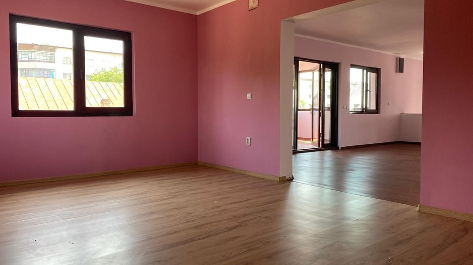 Casă de vânzare sau de închiriat in M12- INVESTIȚIE SAU LOCUINȚĂ? - Poză 11