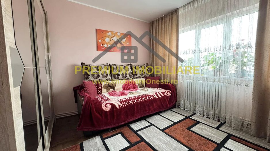 Apartament 3 camere zona de jos - Poză 2