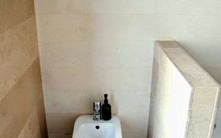 BRASADAS închiriază Ap 4 cam GARAJ Et 3,4/5 ROMANA. - Poză 15