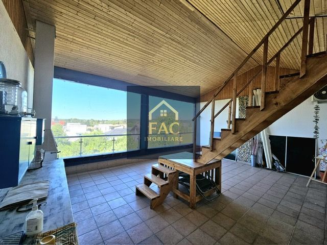 Apartament 3 camere penthouse de inchiriat. - Poză 3