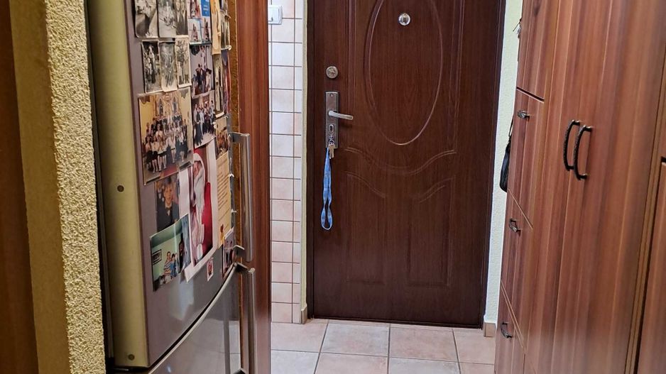 BRASADAS vinde ap 2 cam la etajul 3 in 14 Mai. - Poză 3