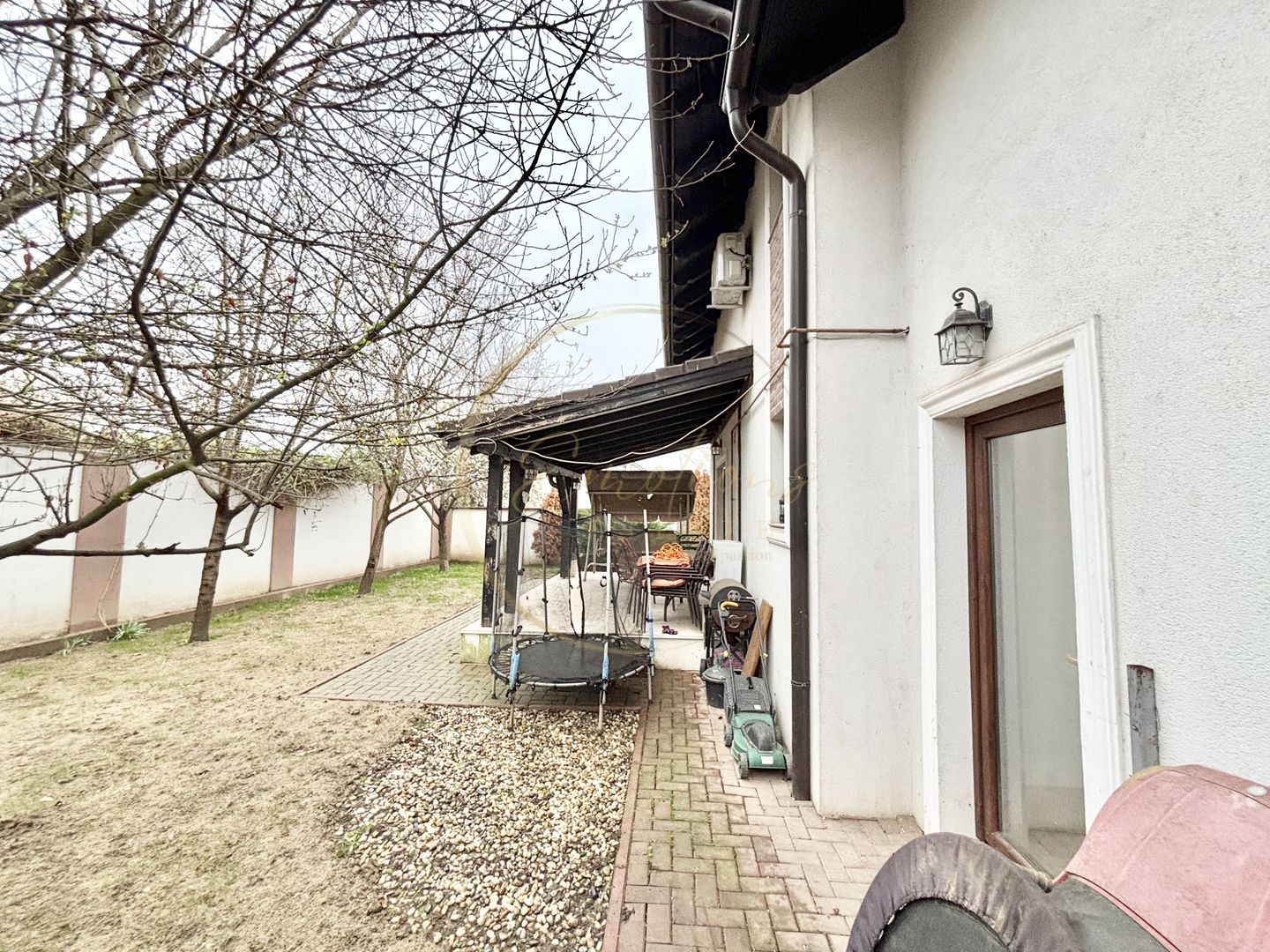 VILĂ DEOSEBITĂ ÎN CARTIERUL PLANETELOR, GIROC – ZONĂ REZIDENȚIALĂ LINIȘTITĂ - Poză 27