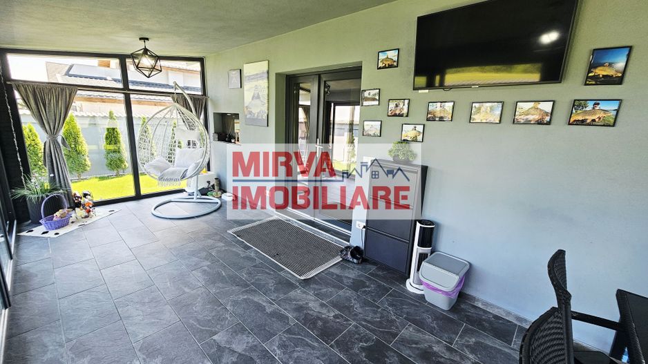 Vila moderna din Strejnicu – confort, natura și intimitate - Poză 8