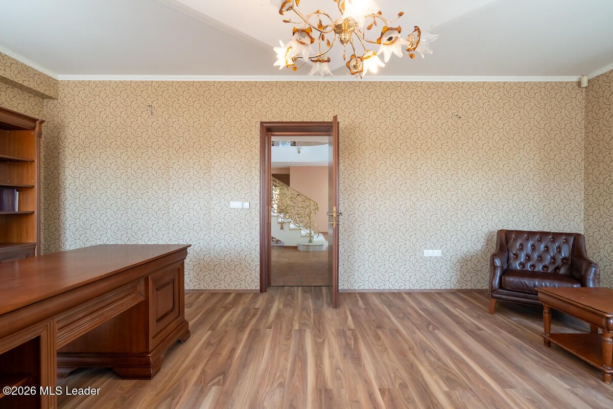 Cernica - Intre Lac si Padure, Vila luxoasa 946 MP, teren 1382 MP - Poză 45