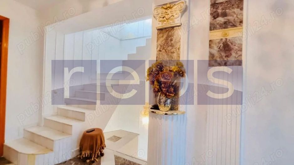 VILA LUX PIPERA 3 APARTAMENTE - Poză 2