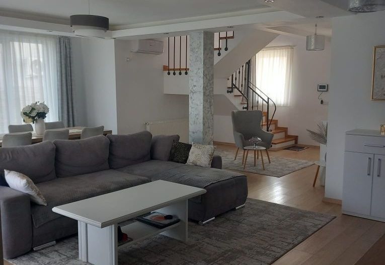 BRASADAS vinde casa cu etaj in zona Unirii. - Poză 3