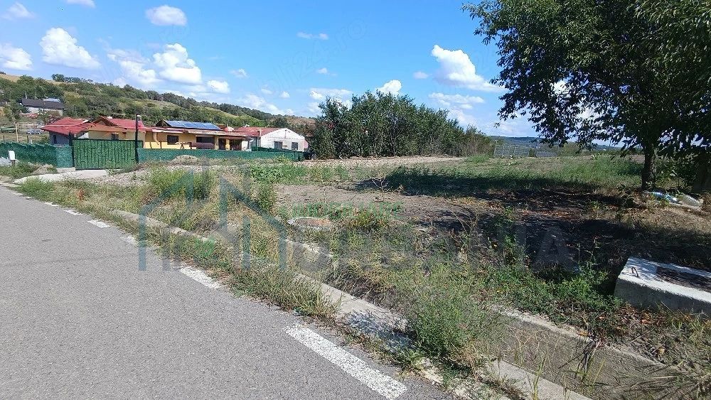 Teren intravilan 535 mp, Proselnici, Miroslava - Asfalt, Toate Utilitățile - Poză 2