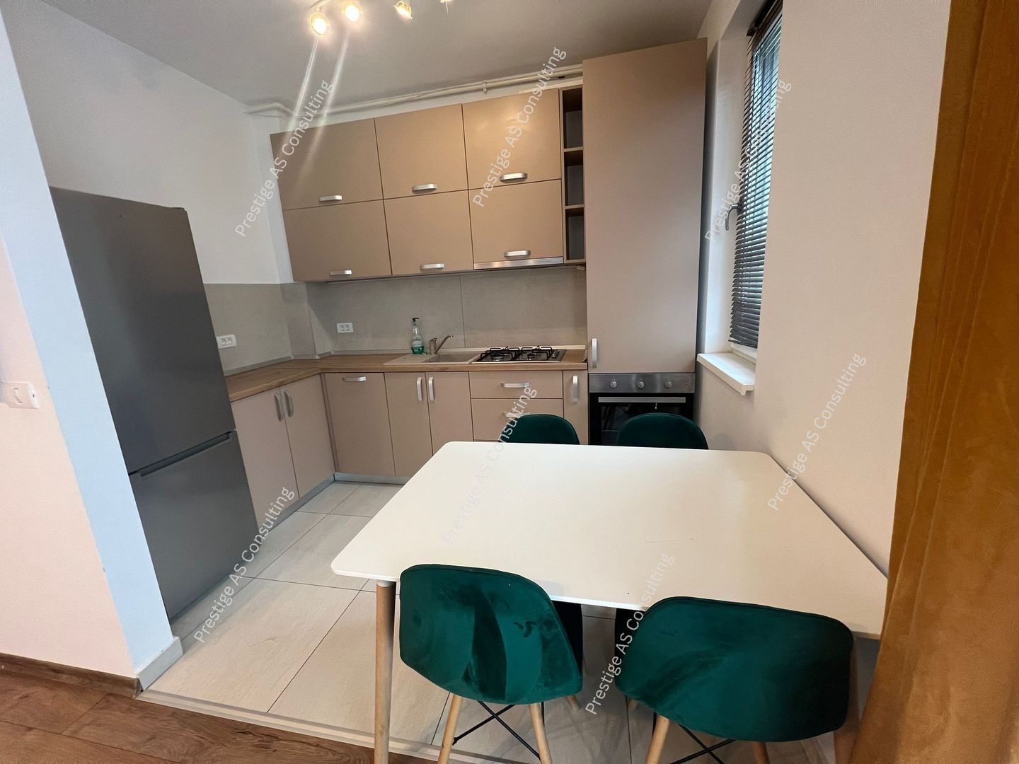 Apartament 3 camera | Dumbravita | Loc Parcare - Poză 3