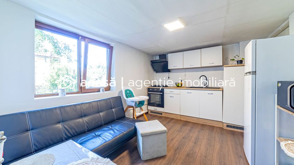 Casă într-o zonă liniștită, pe Insula Mureș - Poză 3