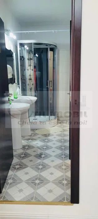Apartament 4 Camere Ultracentral - 675 euro - Poză 6