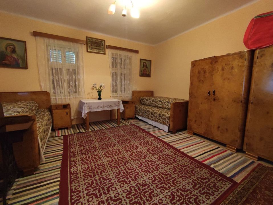 Casa traditionala cu 3 camere si curte mare, Vladimirescu - Poză 3