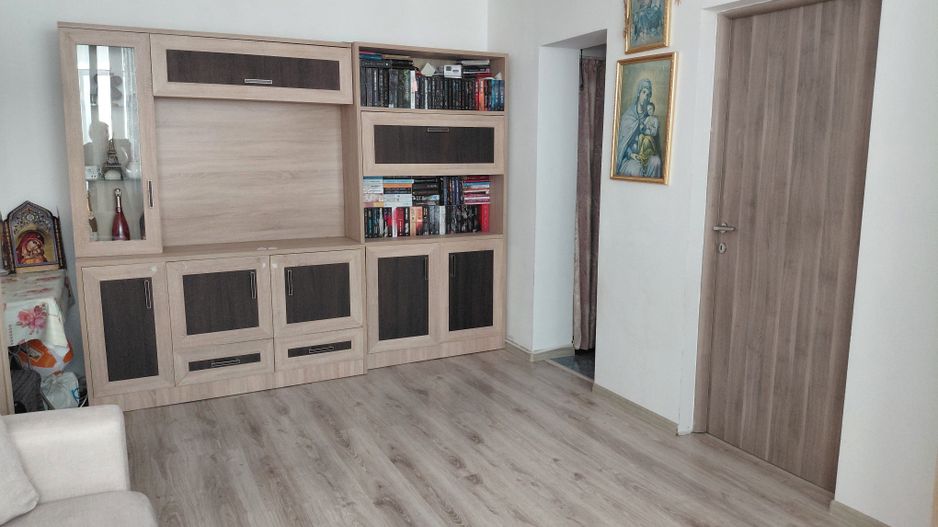 Apartament cu 2  camere Tiglina 1 zona Oraselul Copiilor,etaj.2 - Poză 10
