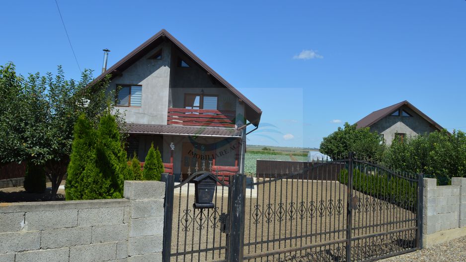 Casă de vânzare Prelipca/Suceava - Poză 2