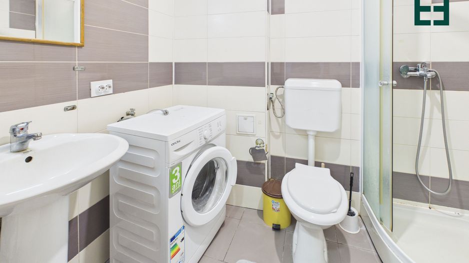 De închiriat - Apartament cu 2 camere -  Zona Confecții - Arad - Poză 7