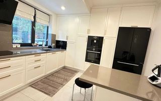 Vanzare apartamet LUX  cu 3 camere, grădină și parcare-Buna Ziua - Poză 3