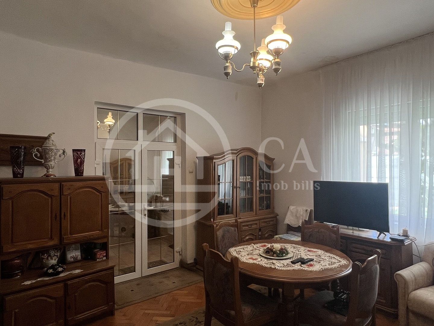 Casa cu 5 camere de inchiriat zona Centrala Oradea - Poză 7
