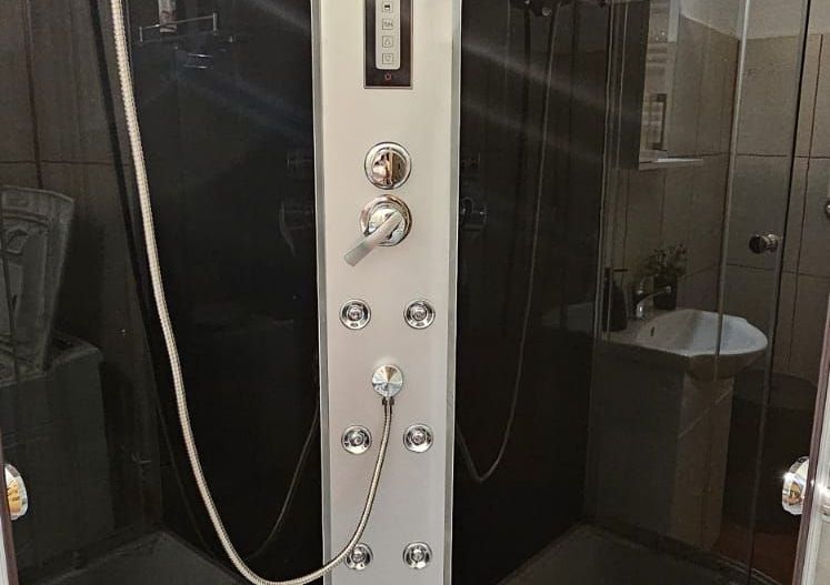 Proprietar închiriez imobil central - Poză 9