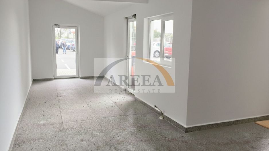 INCHIRIERE - spatiu comercial PIATA SUDULUI - parter, curte, parcare - Poză 6