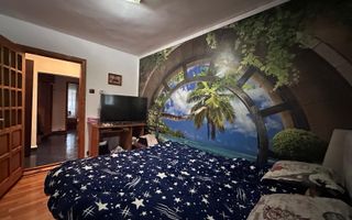 Apartament spațios cu 4 camere de vânzare! - Poză 1