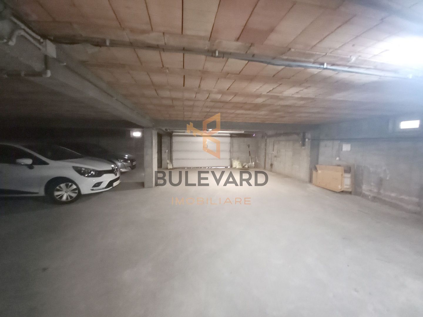 Apartament cu 2 camere, 67 mp,  Garaj,  zona strazii Republicii! - Poză 9