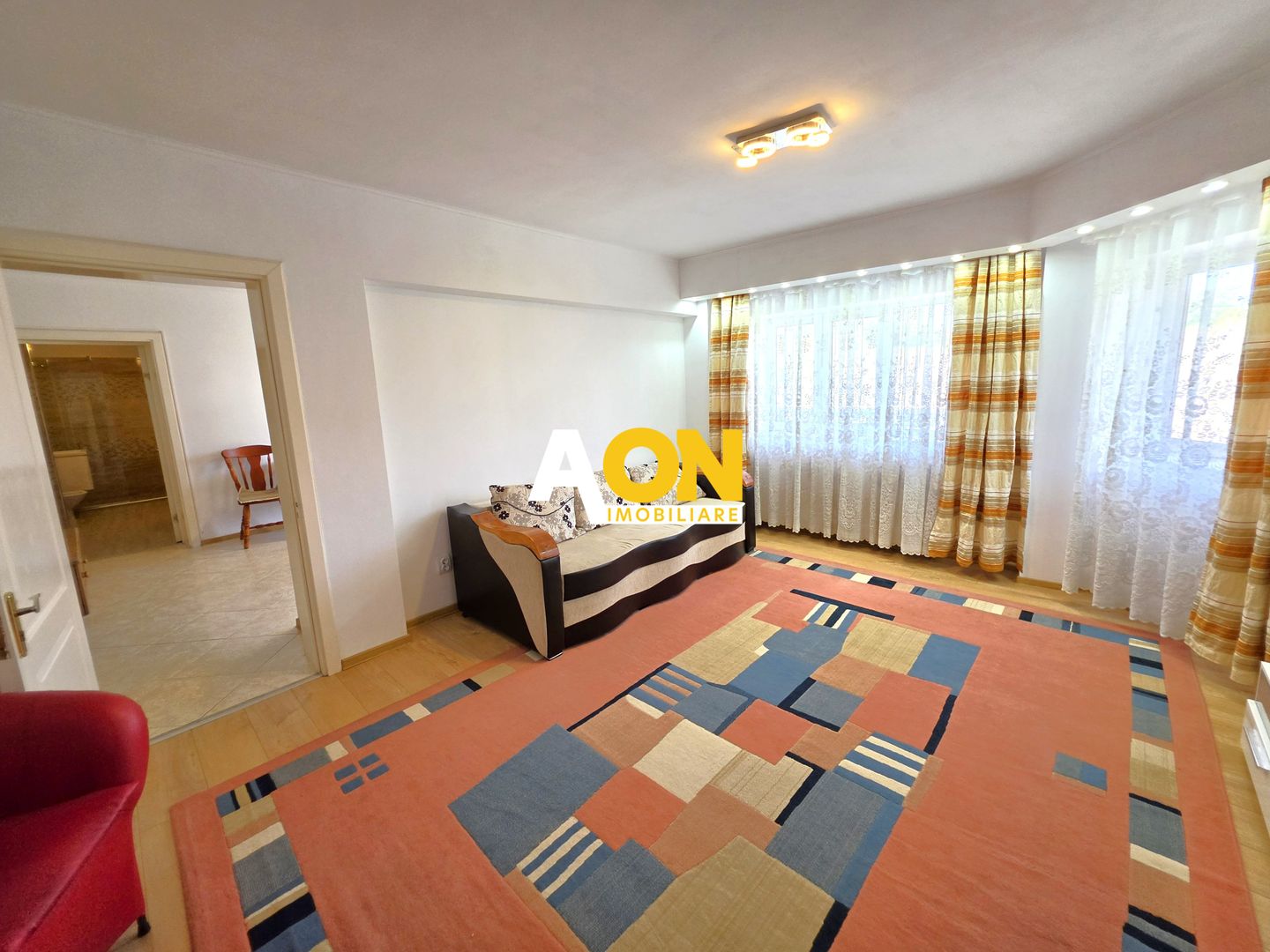 Apartament 2 camere, 60 mp utili, etaj 3, zona ultracentrala - Poză 2