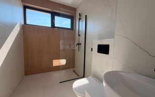 APARTAMENT 2 CAMERE | LOC DE PARCARE | TERASA 17MP - Poză 4