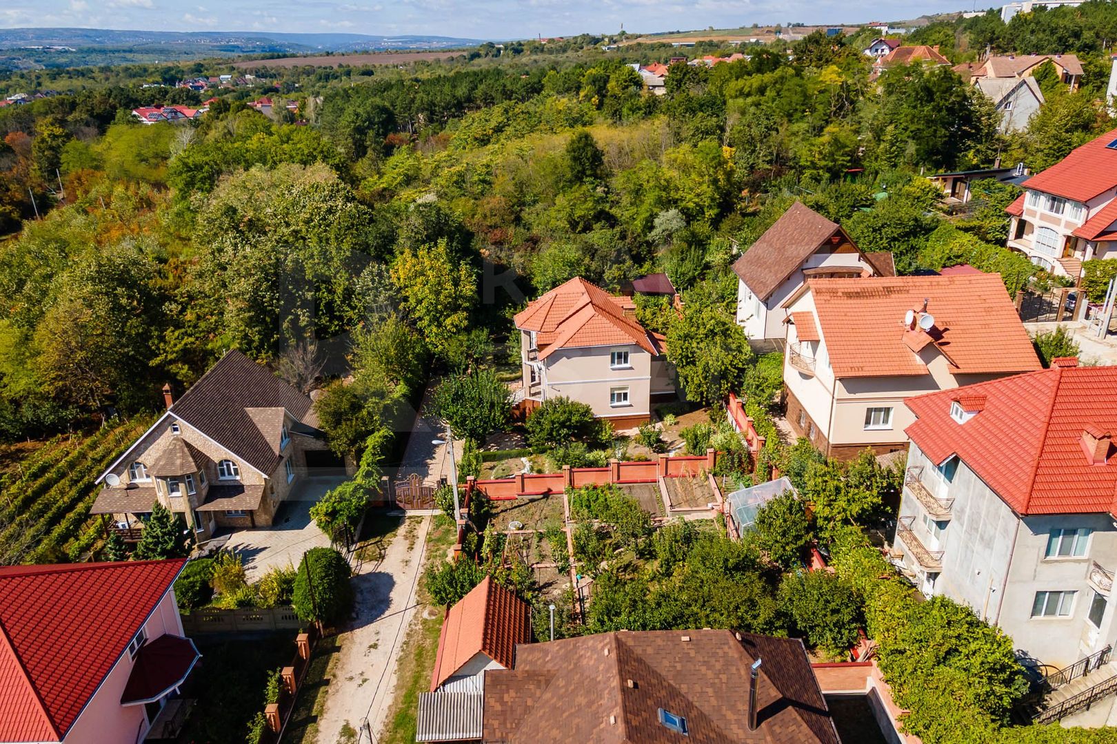 Vânzare, casă, 5 camere, str. Gura Văii, sect. Riscani - Poză 44