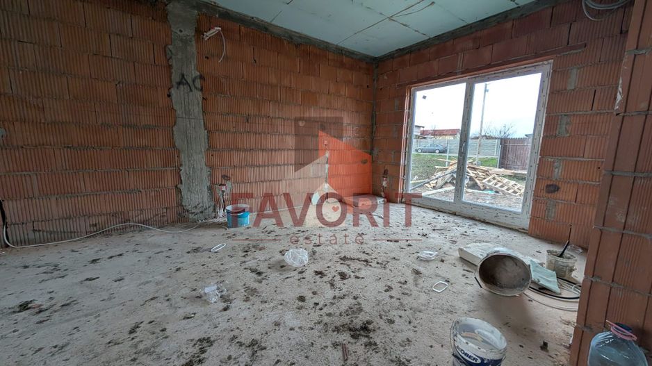 Casă individuală | Parter | Toate utilitatile | Finisaje premium | Curte | Pod - Poză 4