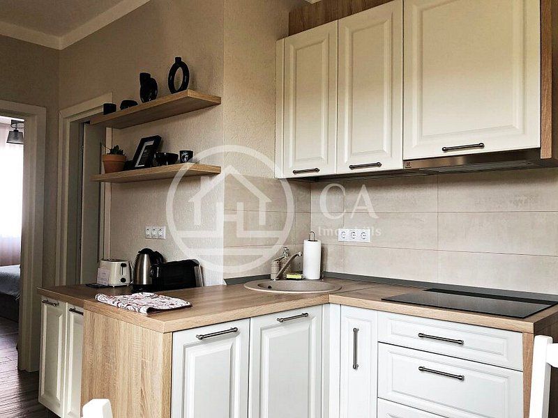 Casa de inchiriat cu 3 camere in zona centrala, Oradea - Poză 5