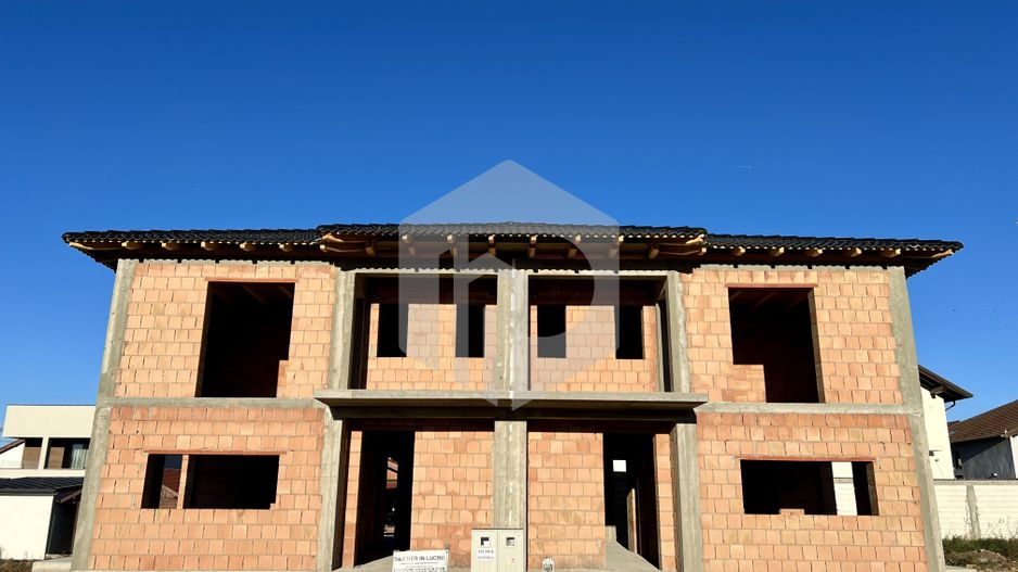 Casa tip Duplex in Selimbar-Calitate garantata-250 mp teren- 120 mpu - Poză 8