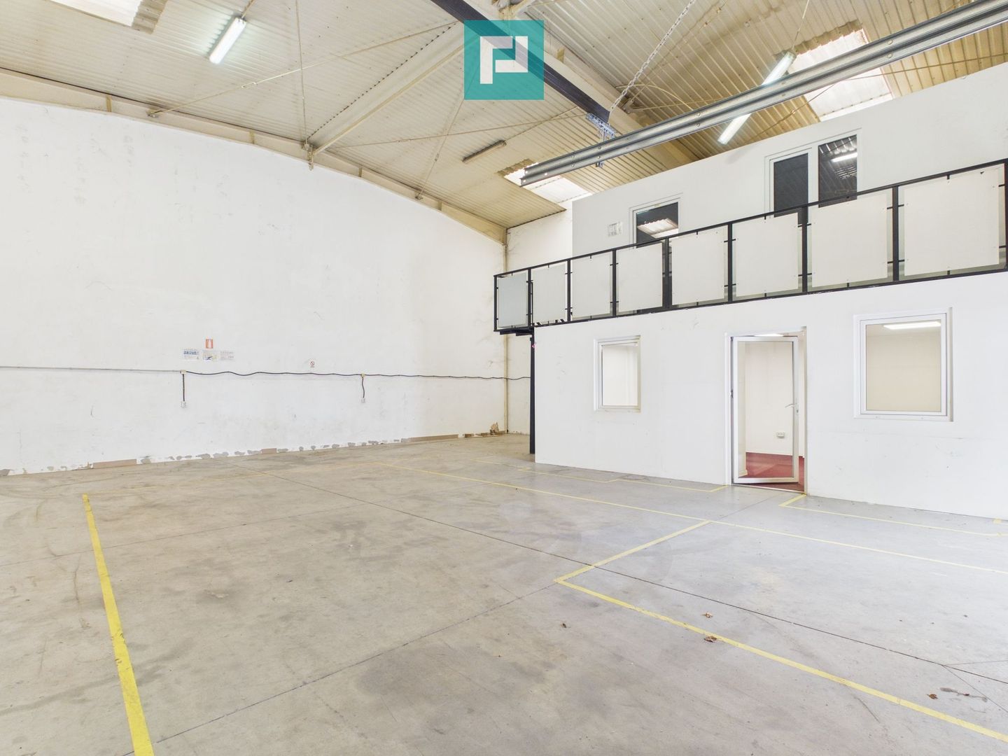 Hală cu suprafața de 167 mp în Arad - Poză 13