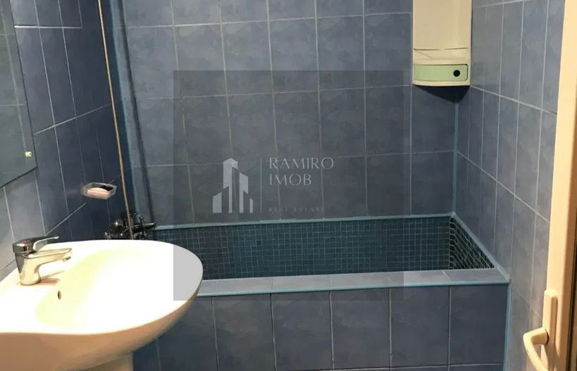Apartament  3 camere etaj 1 decomandat Brancoveanu/2 loc parcare - Poză 8