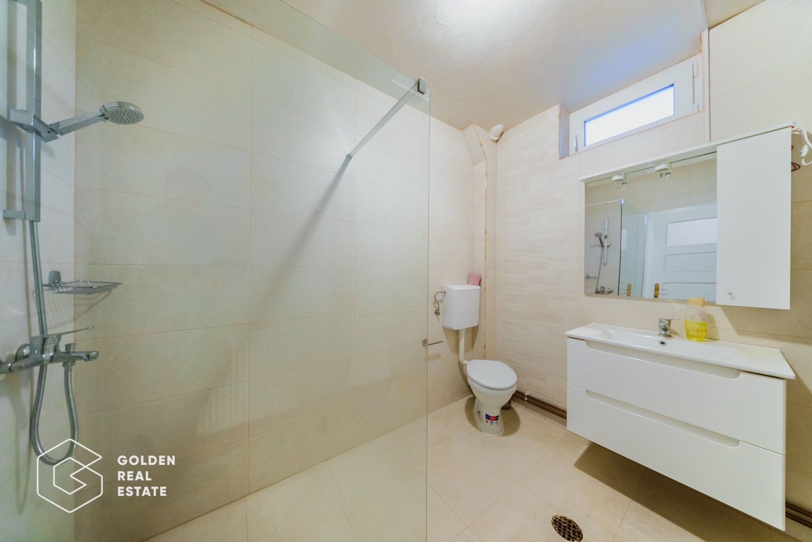 Vila superba, P+E,  Cuvin, 9 camere, 200 mp si teren 1300 mp plus anexa 3 camere - Poză 8