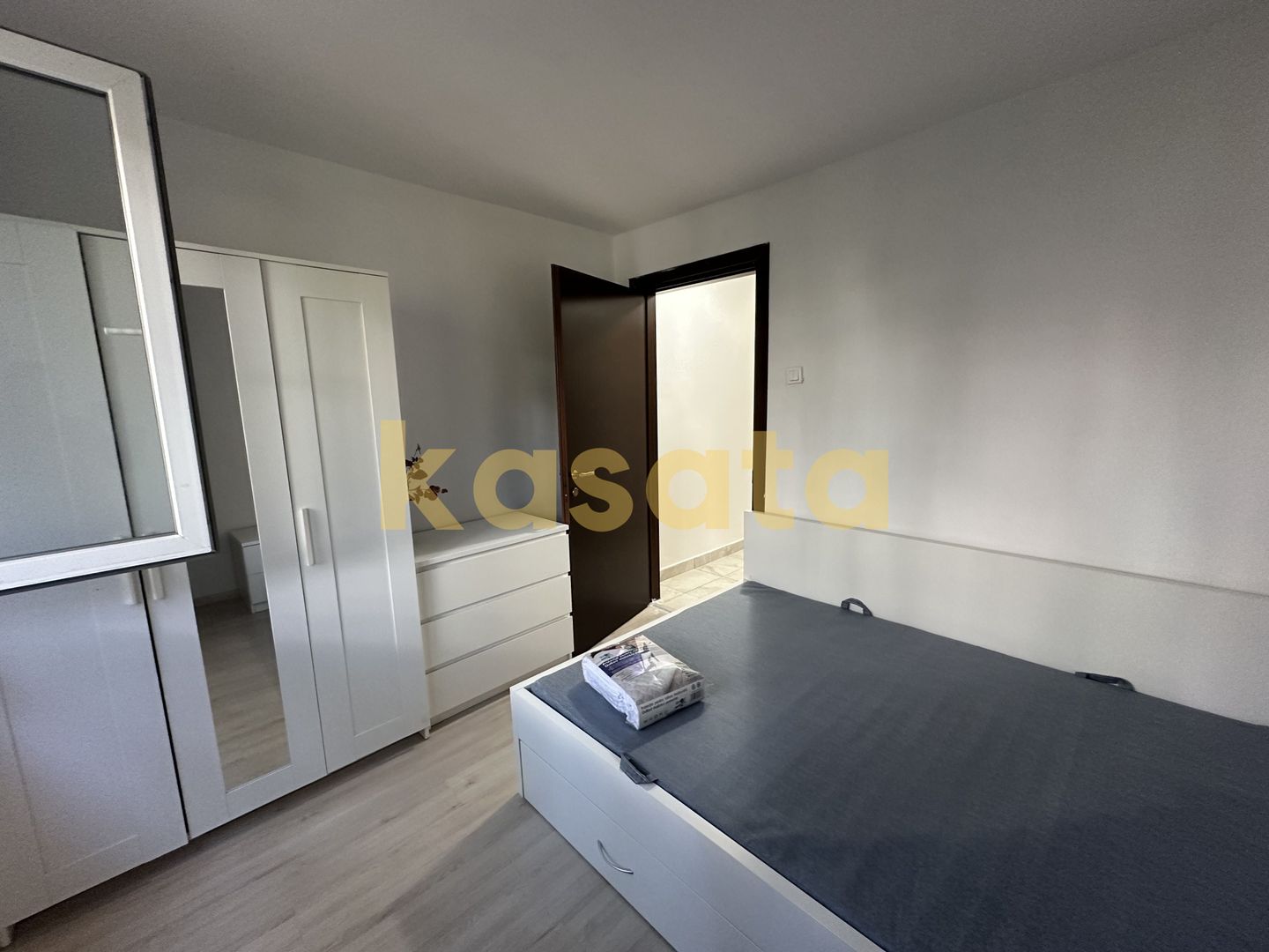 Apartament 2 Camere | Renovat | 6 min Metrou | Etaj intermediar - Poză 3