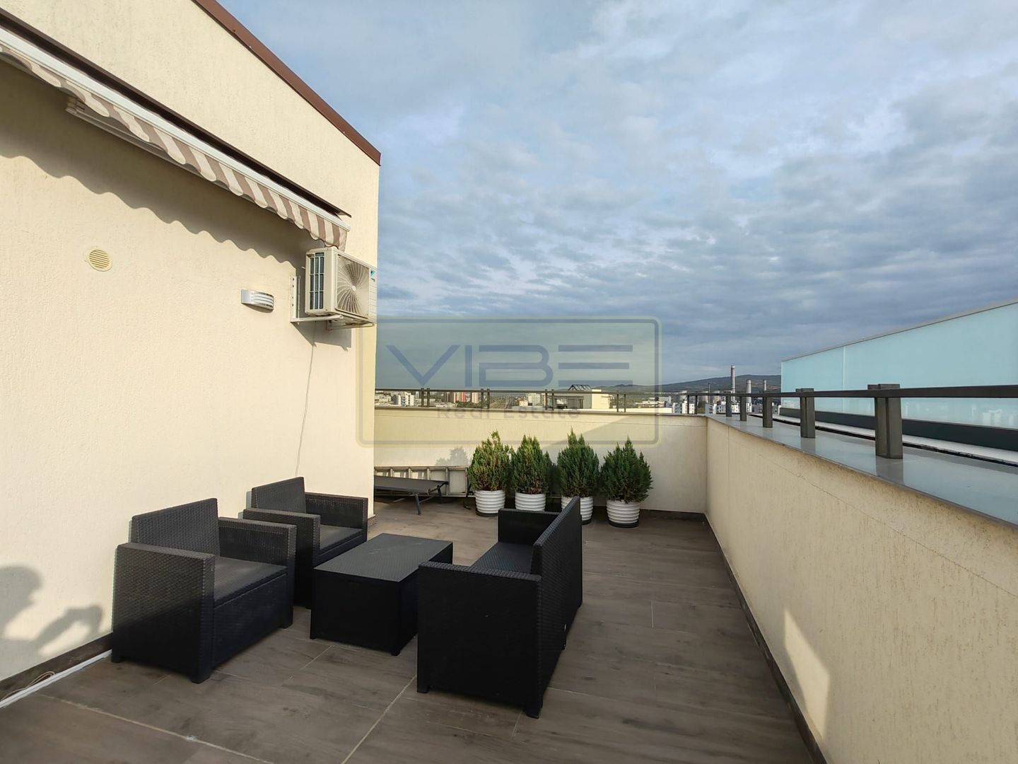 PENTHOUSE- LOCATIE PREMIUM- 5 MINUTE DE PALAS MALL ! COMISION 0 % - Poză 26