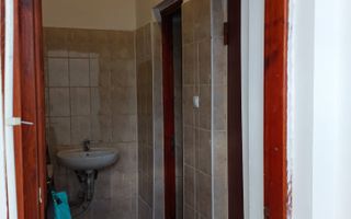 Vila  de inchiriat recent renovata - Poză 30