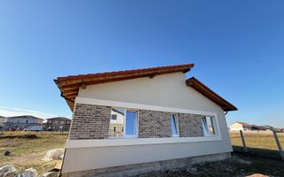 Casa individuala pe parter Mosnita Noua - Poză 4