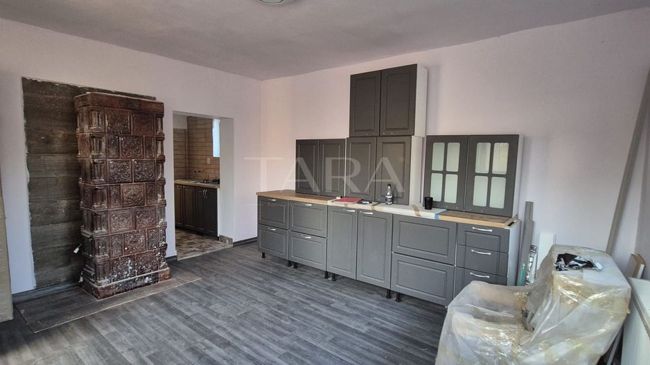 Casă individuala, renovată, mobilată și utilată, zona centrala. - Poză 1