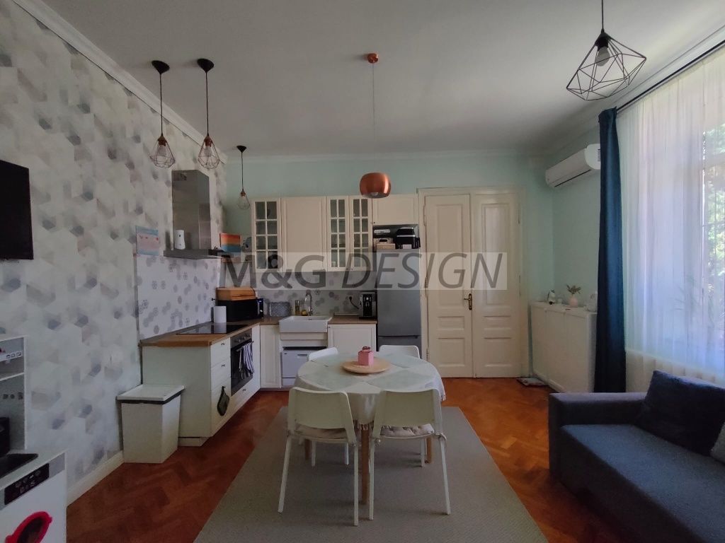 Apartament 2 camere iosefin la curte comuna - Poză 1
