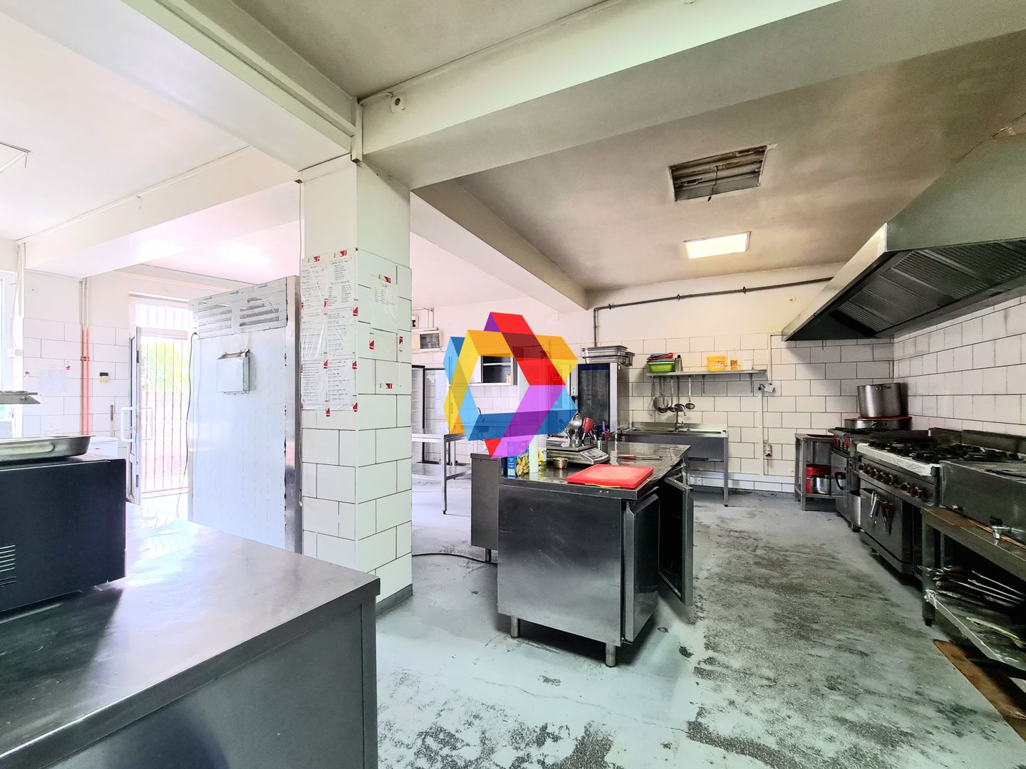 Spatiu comercial de închiriat cu 380 w, Brasov - 125 mp # plus-imo.ro - Poză 4