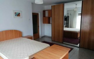 Piata Unirii, Bd. Corneliu Coposu, Piata Sf. Vineri, garsoniera - Poză 2