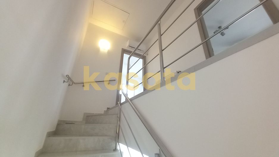 Vilă Modernă 4 Camere | Curte Privată | Zonă Excelentă & Facilități - Poză 11