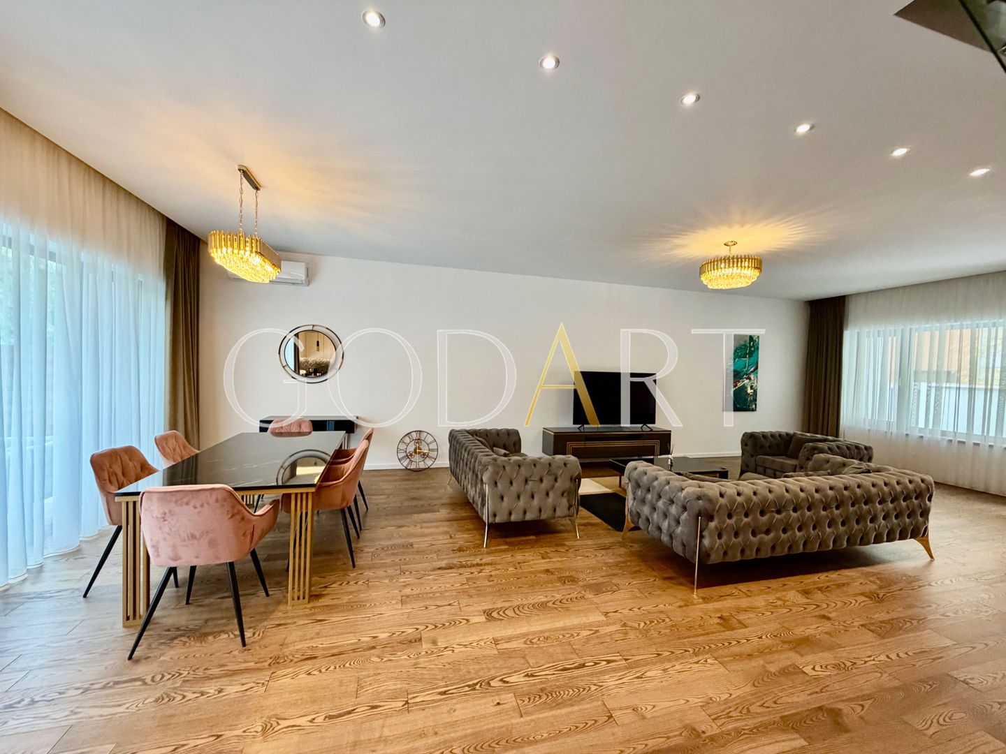 Vilă individuală de lux | Piscină privată | 4 dormitoare | Erou Iancu - Poză 2